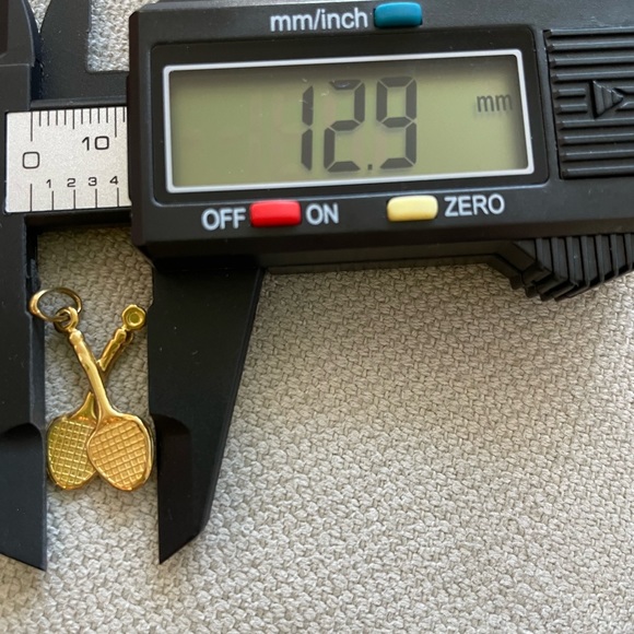 Estate🎾14KT Gold🎾Tennis Racket Charm Pendant - Picture 5 of 8